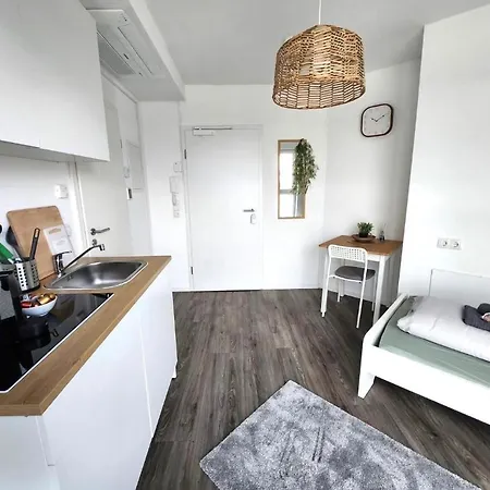 Διαμέρισμα Modernes Mit Wifi, Aufzug & Kostenlos Parken El-living