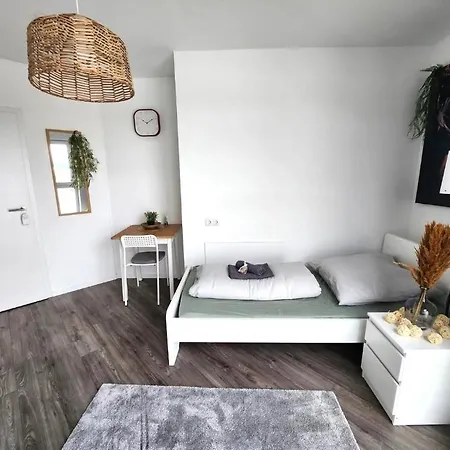 Apartment Modernes Mit Wifi, Aufzug & Kostenlos Parken El-living Augsburg