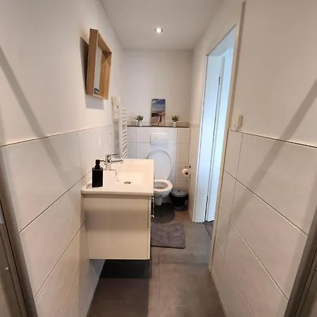 Modernes Mit Wifi, Aufzug & Kostenlos Parken El-living Apartment *