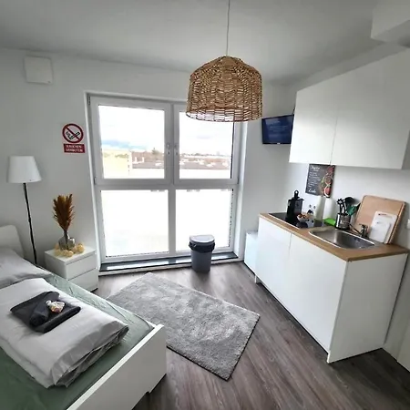 Apartment Modernes Mit Wifi, Aufzug & Kostenlos Parken El-living Augsburg